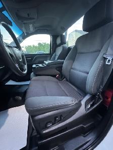 2018 GMC Sierra 1500 REGULAR CAB 8 FT BOX — 4x4 — CERTIFIED — - Photo 10