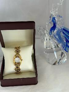 Gucci 6400L women’s Watch - Photo 2