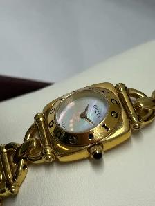 Gucci 6400L women’s Watch - Photo 3