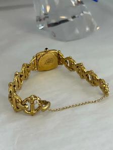 Gucci 6400L women’s Watch - Photo 9