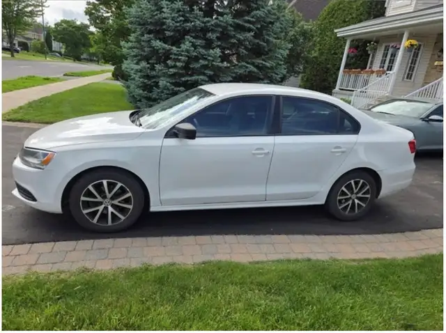 Volkswagen Jetta Trendline Plus 2013 – Automatique 4 495 $