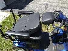 Pride Pursuit 4 Wheel Scooter - Photo 3