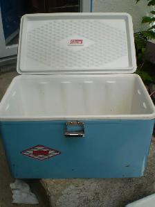 COLEMAN VINTAGE BLUE STEEL 38 QT COOLER-USED-MADE IN CANADA- $40 - Photo 5