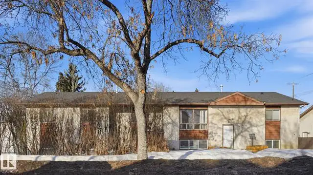 2 bedroom, 1 bath duplex