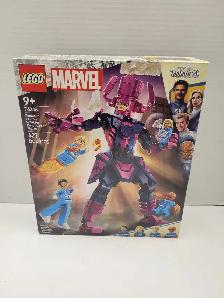 Lego 76316 Fantastic Four vs Galactus Construction Figure NEW