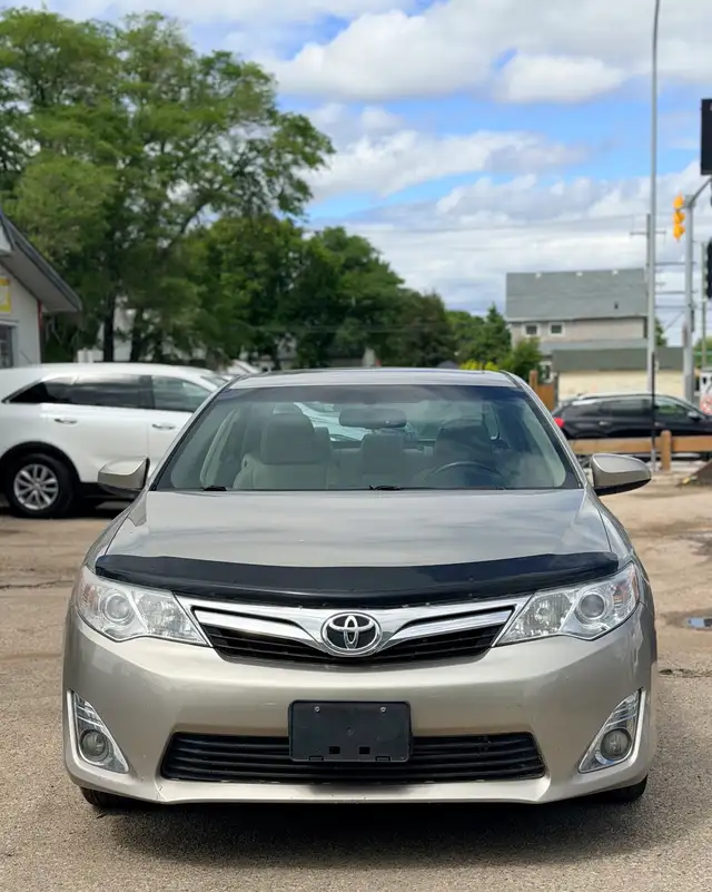 2014 Toyota Camry XLE (130k)