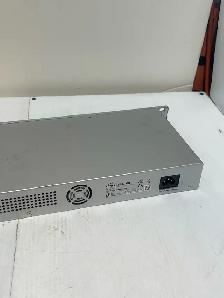 Ubiquiti UniFi Security Gateway Pro 4 - Photo 5