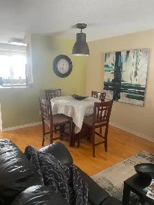 I'm looking for a female student and/or professional. - Photo 8