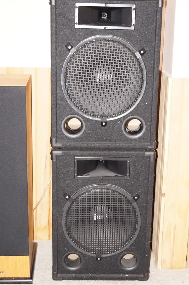 15 INCH DJ SPEAKERS