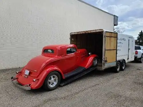 Enclosed Trailer Cars & Light Trucks Delivery and Hauling
