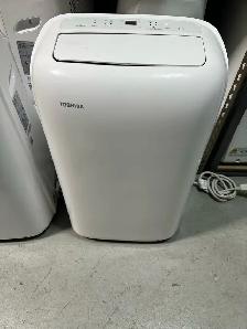 Toshiba Portable Air Conditioner with complete window kit - Photo 3