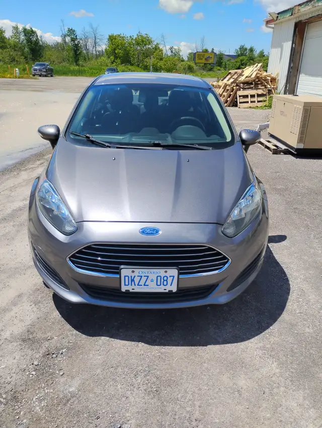 2014 Ford Fiesta $5900. Certified