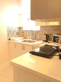 Basement Room - Lakeshore and Kipling - Photo 2