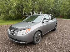 2010 Hyundai Elantra - Photo 3