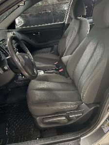 2010 Hyundai Elantra - Photo 5