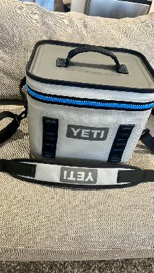 Yeti hopper flip 12 (text to pick up) - Photo 7