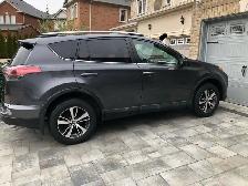 2018 Toyota RAV4 LE - Accident free, Prestine condition - Photo 3