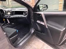 2018 Toyota RAV4 LE - Accident free, Prestine condition - Photo 7