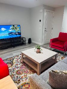 Bright Legal Basement Suite - Photo 2