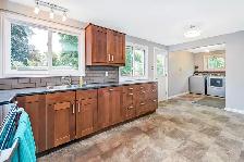Great house for AC or CU students: 5 bdrm, 2 bath, Aug 1st - Photo 4
