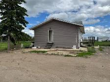 Farmhouse for Rent - Photo 4