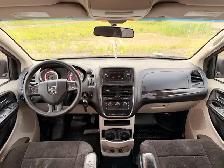 Mini-Van Dodge Grand Caravan 2013 Red Automatic Stow N go - Photo 10