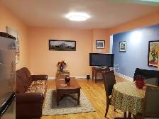 Fully Furnished Large Bright All Utilities incl. 3 1/2 July 1 - Photo 2