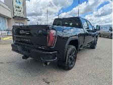 2025 GMC Sierra 3500HD AT4 - Photo 8