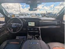2025 GMC Sierra 3500HD AT4 - Photo 13