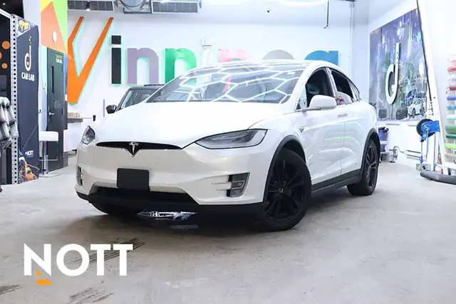 2020 TESLA Model X LONG RANGE