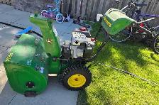 SNOW BLOWER