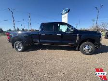 2024 Ford Super Duty F-350 DRW Platinum 4WD Crew Cab 8' Box for