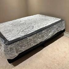 SALE!brand new double size box spring and mattress available - Photo 3