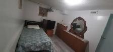 Furnished room in Malton (647) 703-1273 for single working man