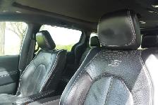 2019 Chrysler Pacifica LIKE NEW / REAR ENT/ ONE OWNER/ NO ACCIDE - Photo 19