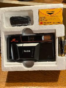 Vintage Kodak   S100EF 35mm Film  Camera NOS from 1988 - Photo 2
