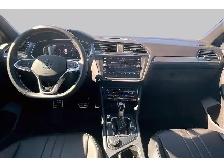 2023 Volkswagen Tiguan AWD | LEATHER | PANORAMIC SUNROOF | CAMER - Photo 4