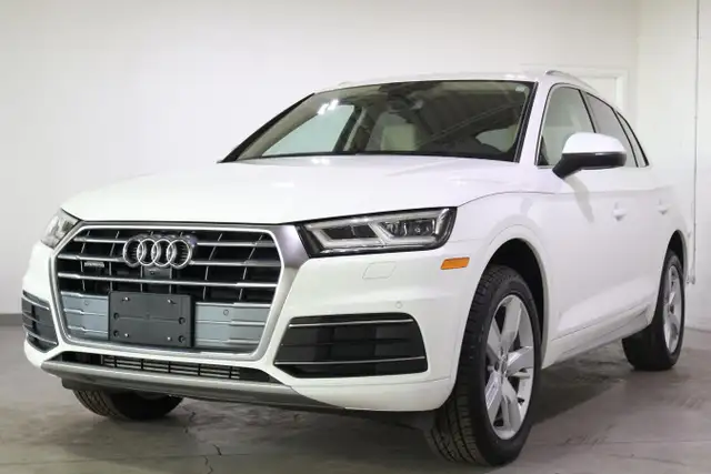 2020 Audi Q5 Technik 45 TFSI quattro | CLEAN CARFAX