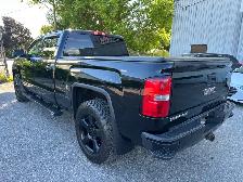 2017 GMC Sierra 1500 SLE | ONE OWNER | Z71 PKG | ELEVATION PKG | - Photo 3