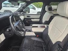 2022 Toyota Tundra Capstone Hybrid - Photo 9