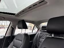 2015 Volkswagen Jetta 4dr Hybrid TSI DSG Ltd Avail - Photo 14