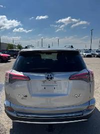 2016 Toyota RAV4 Limited AWD : Well Serviced - Photo 5