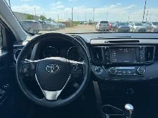 2016 Toyota RAV4 Limited AWD : Well Serviced - Photo 11