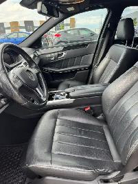 2016 Mercedes-Benz E-Class E 400 4MATIC : Panoramic Sunroof - Photo 7
