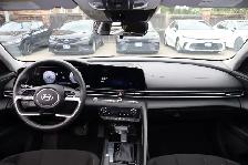 2025 Hyundai Elantra Preferred IVT w/Tech Pkg with sunroof - Photo 17