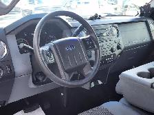 2011 Ford Super Duty F-350 SRW 4WD SuperCab 142' XL - Photo 8