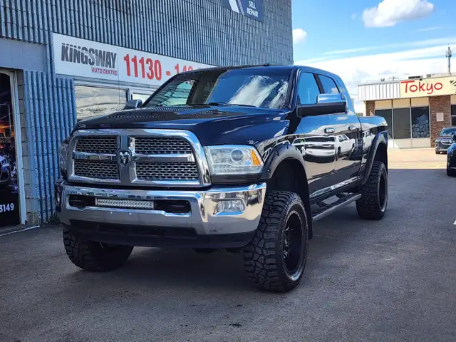 2015 Ram 3500 4WD Mega Cab 160.5' Laramie