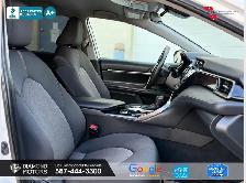 2020 Toyota Camry Hybrid LE - No Accidents - Photo 25