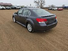 2011 Subaru Legacy - Photo 16