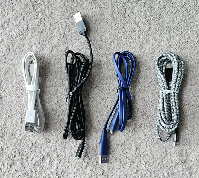KINDLE-KOBO-CELLPHONE USB CHARGING CABLE (4 QTY)